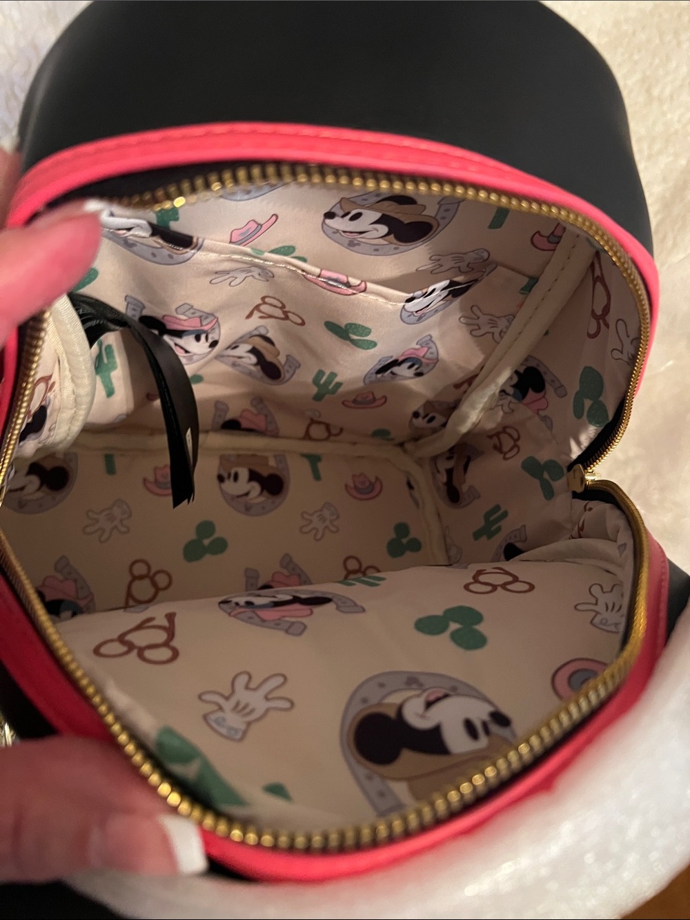 Disney Loungefly Mickey Cowboy Bag NWT - Picture 7 of 8